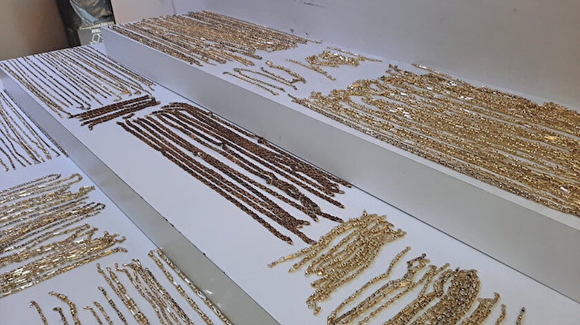 Çalıştığı atölyeden 2 milyon 200 bin lira değerinde 4.5 kilogram altın çaldı: İkiziyle kaçtı