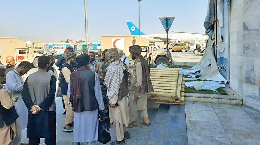Havalimanı mesaisi: Taliban durum tespiti yapmaya çalışıyor