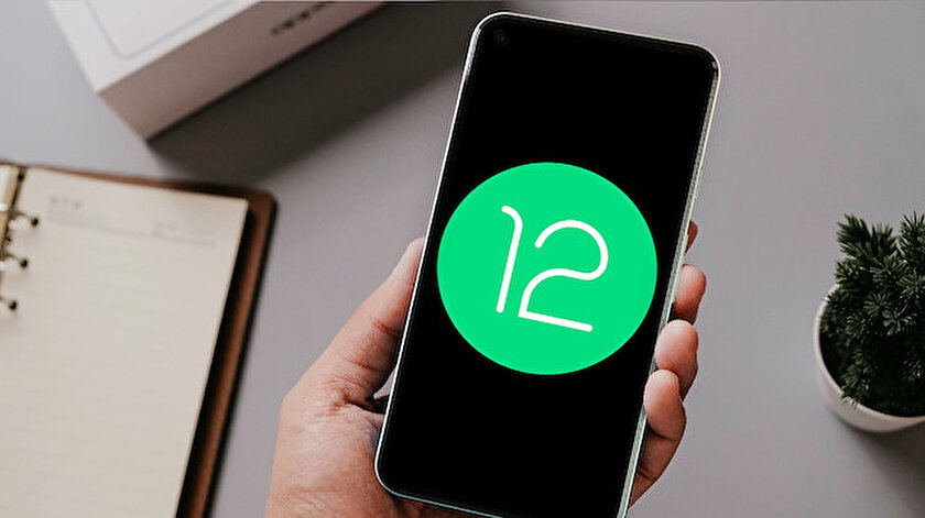 Android 12nin çıkış tarihi ertelendi
