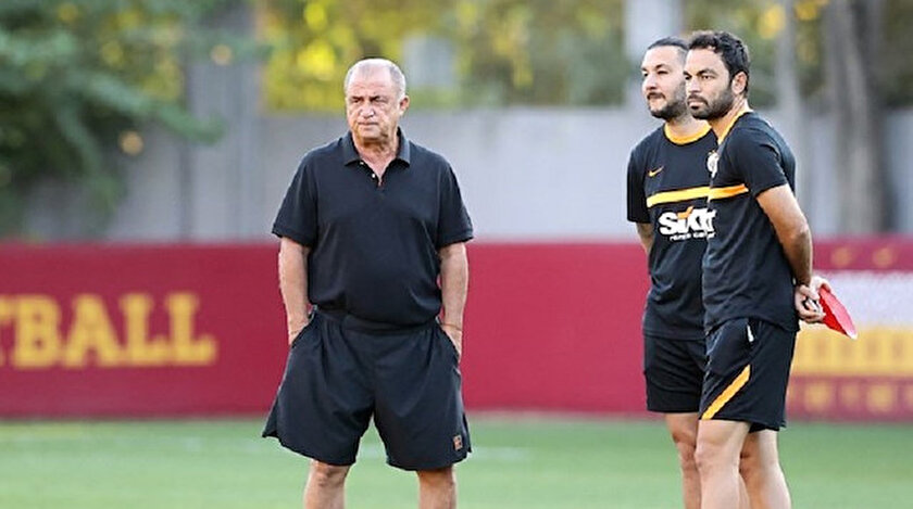 Galatasarayın planı ön libero üçgeni