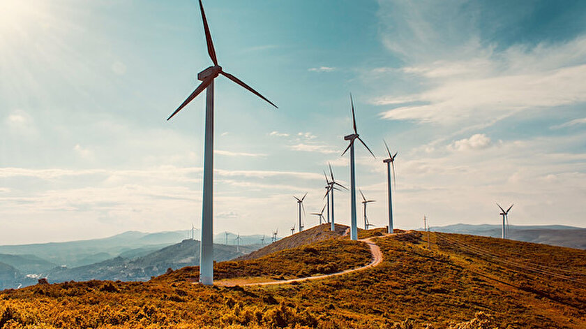 Türkiyenin rüzgar enerjisi kurulu gücü 10 bin megavatı aştı