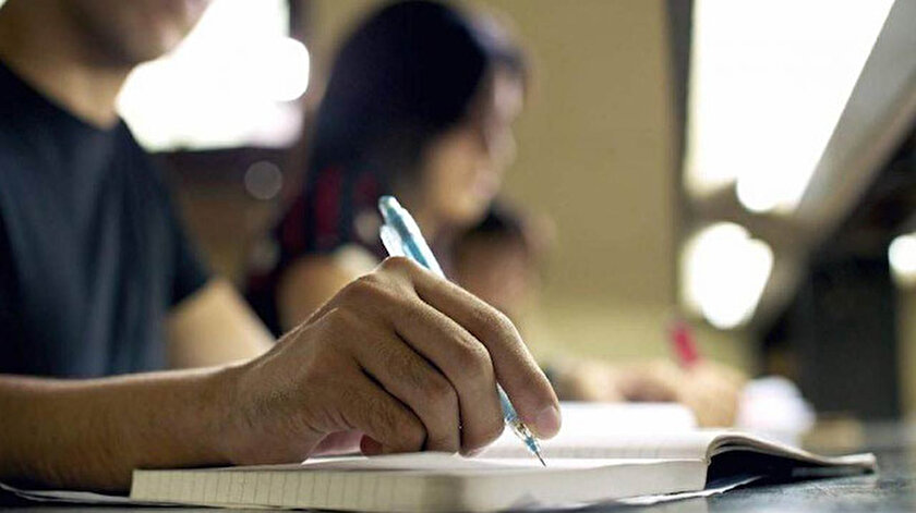 MEBden bir öğrencinin mevzuata aykırı şekilde başka okula nakledilmesine soruşturma