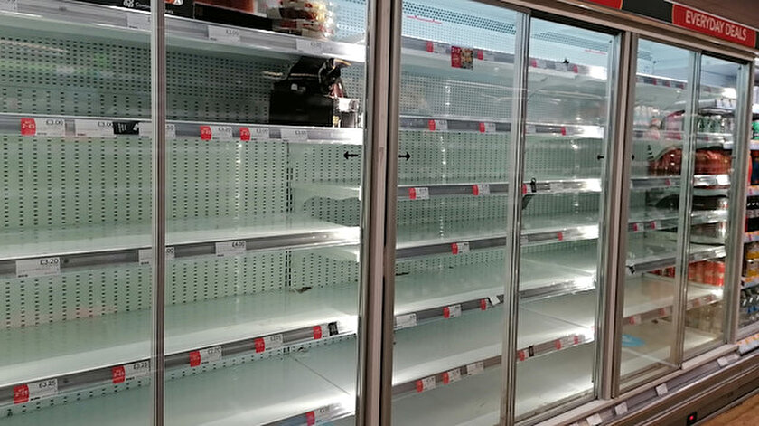 İngilterede gıda kıtlığı: Marketlerde stoklar tükendi