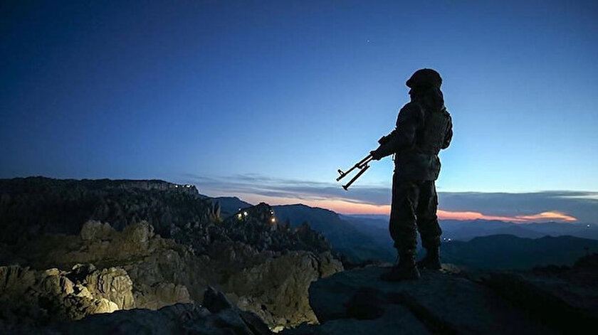 PKK’dan kaçan beş terörist ikna yöntemiyle teslim oldu