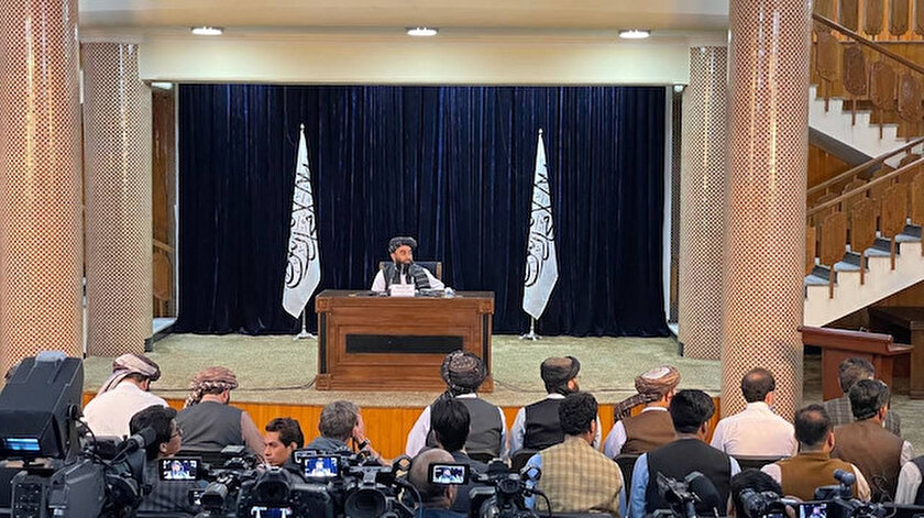 Taliban bakan yardımcılarının listesini açıkladı: Kabinede hiçbir kadın yer almadı