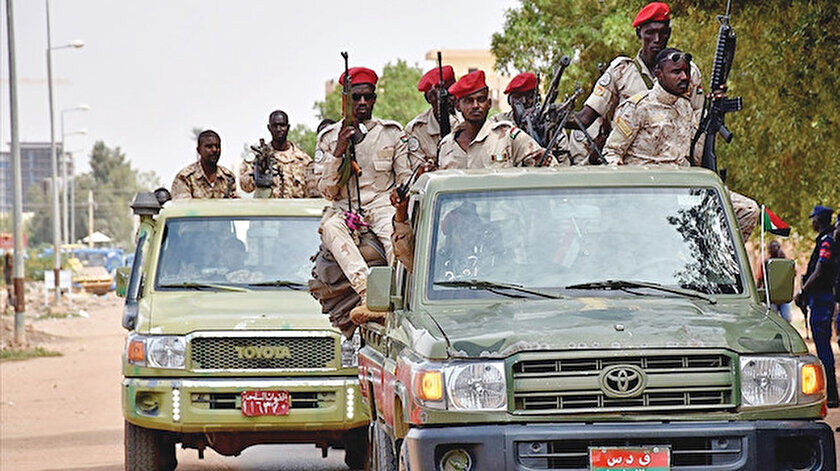 Sudan’da bir tuhaf darbe girişimi 