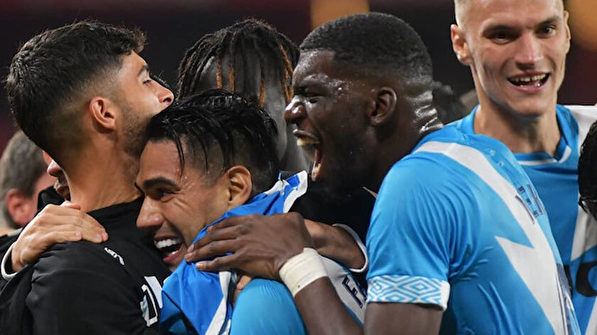 Athletic Bilbao-Rayo Vallecano maçının özetini ve Falcaonun attığı golü izle
