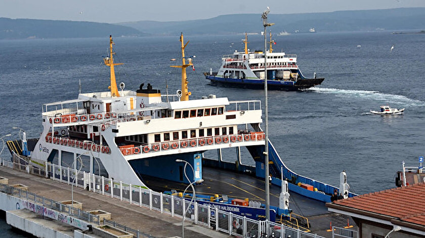 Bozcaada feribot hattına 12 ek sefer