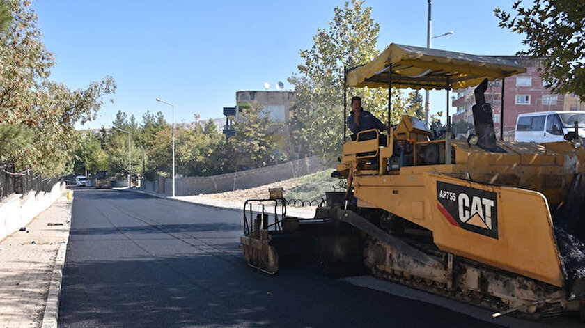 Siirt merkezde asfaltlama çalışmaları devam ediyor