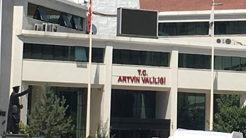 Artvin Valiliğinden kaymakam öğretmeni sınıftan kovdu iddialarına ilişkin açıklama: Hemen inceleme başlatıldı
