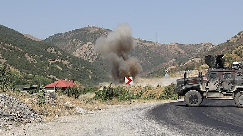 İçişleri duyurdu: PKKnın tuzakladığı patlayıcı infilak ettirildi iki işçi şehit oldu