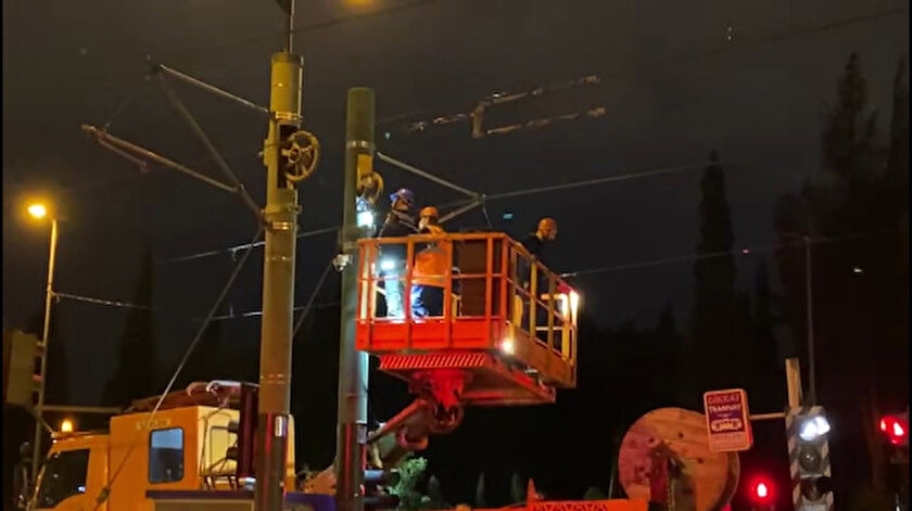 Tramvay elektrik kablolarında arıza: Şehitlik Durağı kapatıldı