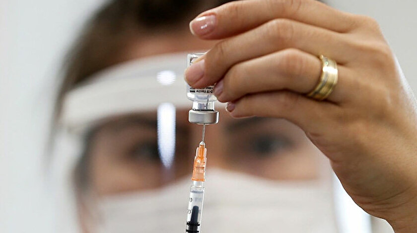 BioNTech aşısının enfeksiyonu önleme etkinliği 6 ay sonra düşüyor