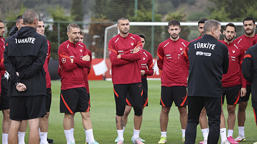 Stefan Kuntz: Kimsenin yeri garanti değil