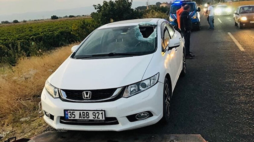 Manisa’da otomobilin camına merdiven çarptı: 2’si çocuk, 5 yaralı