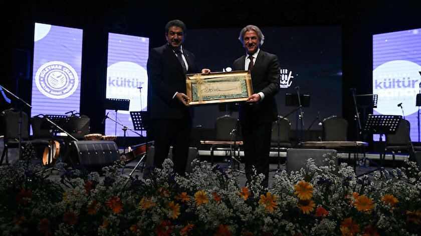 Esenler’de Süleyman Çelebi Kültür Sezonu açıldı