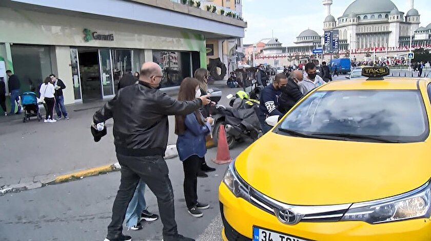Taksiciler turistleri de bezdirdi: Türkiyede taksiciler mafya olmuş