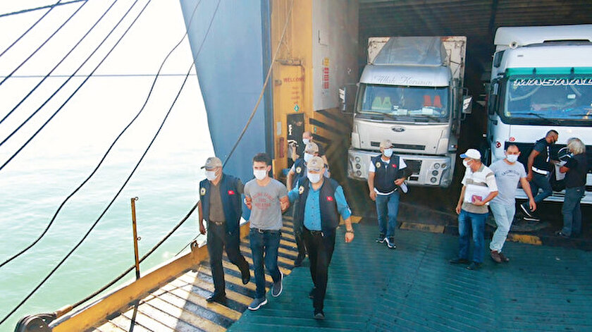 Teğmenlerin mahrem imamı paket
