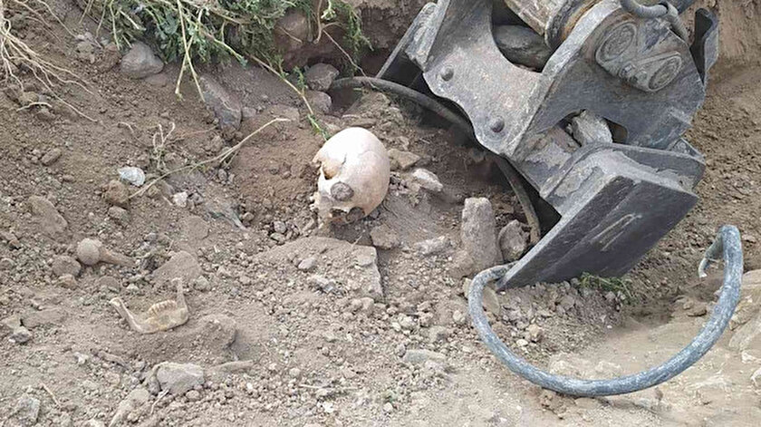 Ankarada yol çalışması sırasında dehşete düşüren görüntü: İnsan kemikleri bulundu