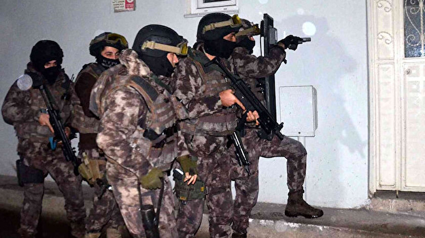 FETÖ’nün ’gaybubet’ yapılanmasına operasyon: 9 gözaltı