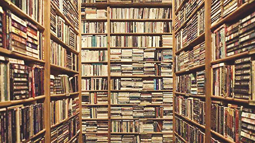 Bir kitap bizde yoksa üzülürdüm
