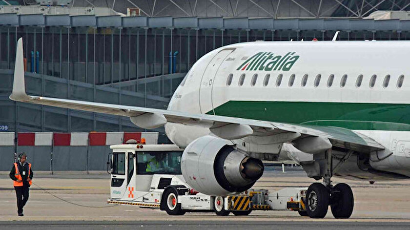 İtalya’nın 74 yıllık havayolu firması Alitalia faaliyetlerini sonlandırdı