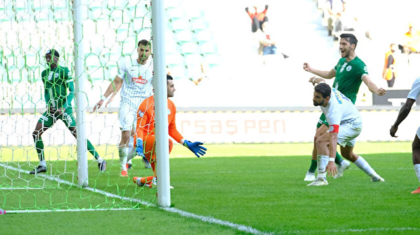 Karadeniz derbisinde kazanan GZT Giresunspor