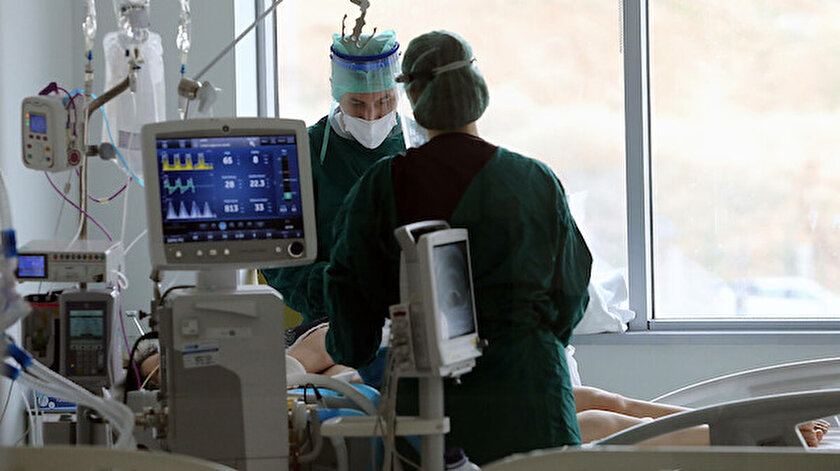 Türkiyenin 24 Ekim koronavirüs tablosu açıklandı: Vaka ve vefat sayısında az da olsa düşüş var