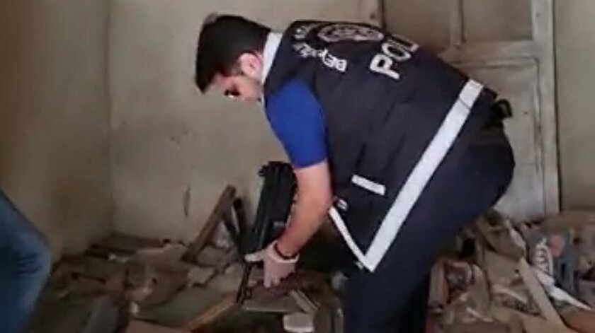 Beyoğlu’nda molozların arasında otomatik silah MP5 bulundu