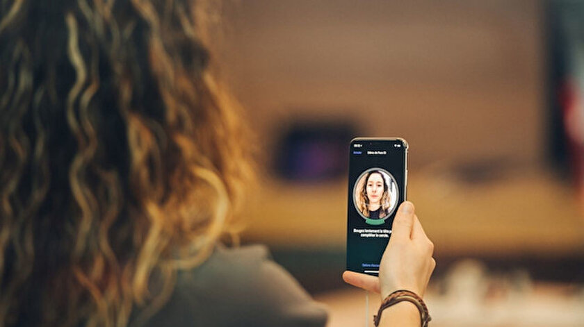 iPhone 13 ekranları Face ID bozulmadan değiştirilebilecek