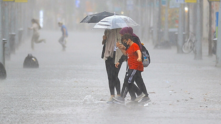 meteorolojiden 9 ile kuvvetli yagis uyarisi adana osmaniye sivas rize trabzon kayseri hava durumu yeni safak