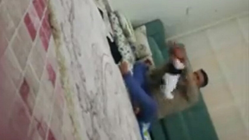 İki aylık bebeğini acımasızca dövdü! Kan donduran görüntüler sonrası acılı anne ilk kez konuştu: Cani baba tutuklandı