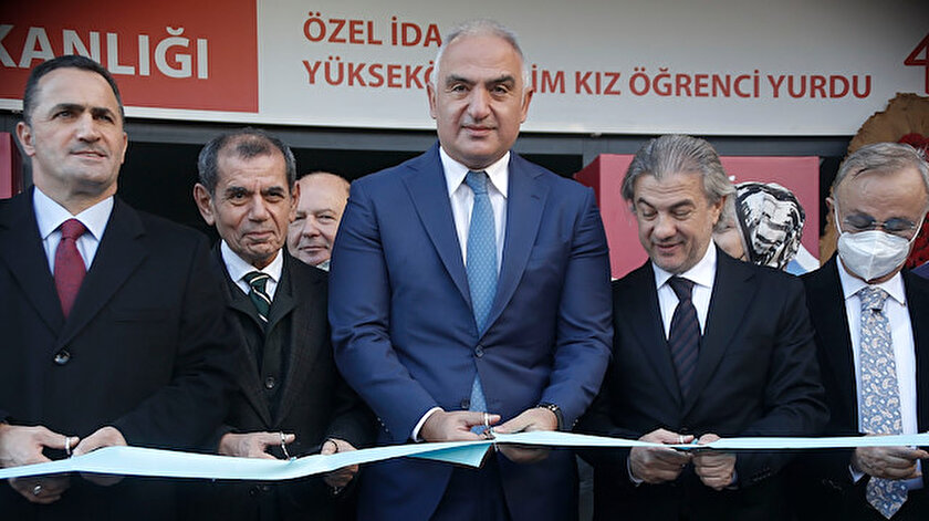 Kültür Kenti Vakfı Özel İDA Kız Öğrenci Yurdu açıldı: Kurdeleyi Kültür ve Turizm Bakanı Ersoy kesti
