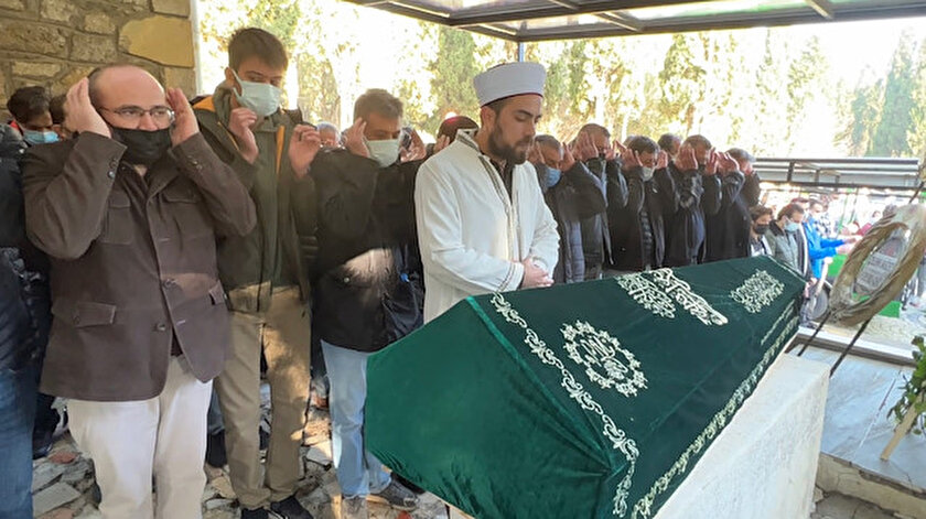 Ümraniyede 20 yaşındaki kızı tartıştığı babasını bıçaklayarak öldürdü