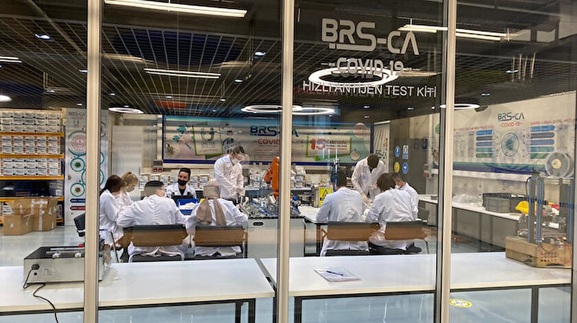 Bakan Özer müjdeyi verdi: Covid-19 antijen test kitleri 15 dakikada sonuç verecek