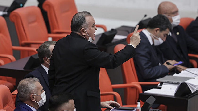 TBMMde HDP kapatılsın kavgası: MHPli Akçay Siz PKKnın bizatihi kendisisiniz diyerek tepki gösterdi