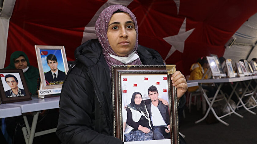 Evlat nöbetindeki abla kardeşine seslendi: Sesimizi duyanlar geldi sen de kaç gel