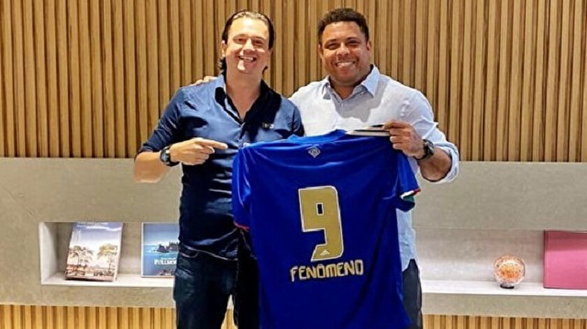 Brezilyalı Ronaldo Alexin yıldızını parlattığı kulübü satın aldı