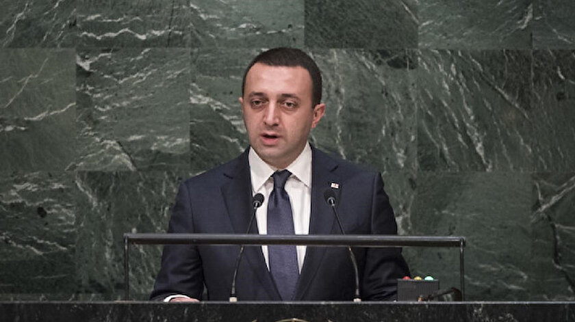 Gürcistan Başbakanı Garibaşvili Türkiyeden yüksek kaliteli ilaçlar ithal edeceklerini bildirdi