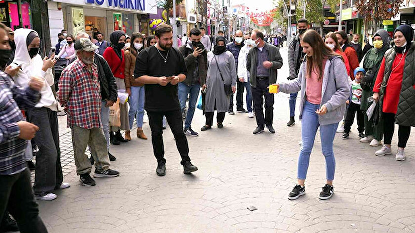 Squid Game Sakarya: Sokakta gören vatandaş merakla izledi