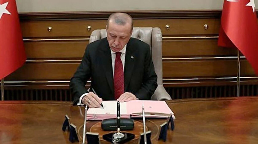 Cumhurbaşkanı Erdoğan’ın imzasıyla bir bakanlık ve iki kurumda çok sayıda atama