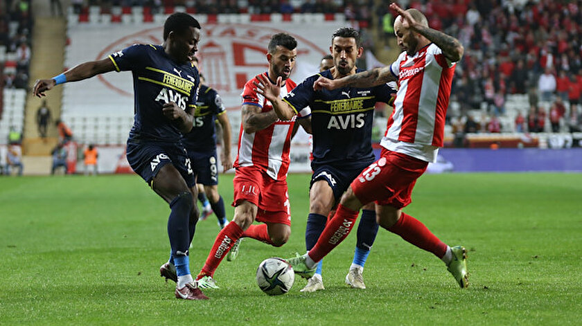 Antalyaspor-Fenerbahçe maçı kaç kaç bitti: Golleri kim attı?