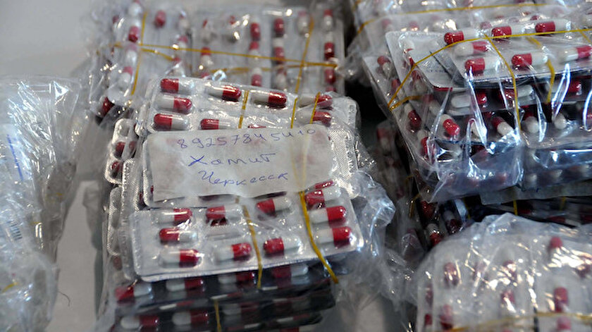 İstanbul Havalimanında ilaç kaçakçılarına operasyonu: 15 milyon TLlik 7 bin kutu ilaç ele geçirildi