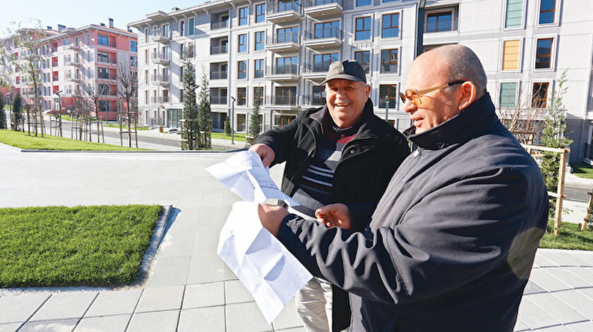 Arnavutlukta inşa edilen deprem konutları teslim ediliyor: Daha iyisi olamazdı