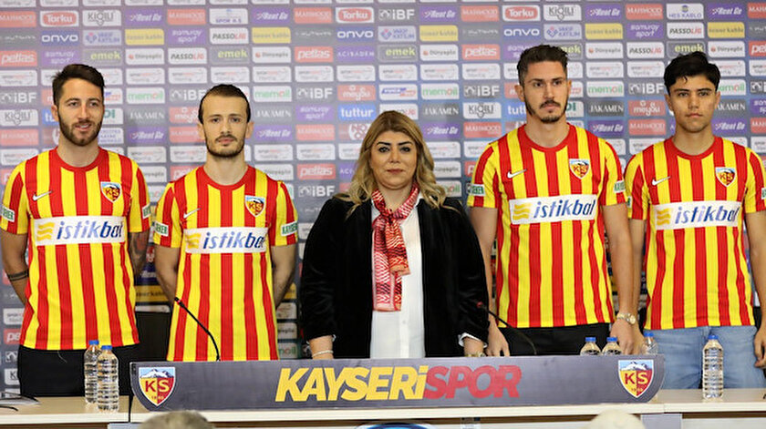Kayserispordan imza şov