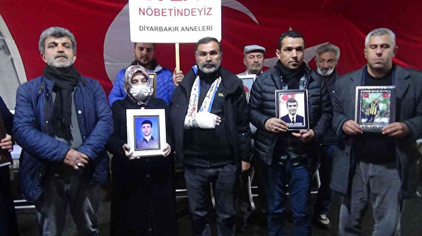 Evlat nöbeti tutan ailelere saldırı: Zincerle vurup parmağını kırdılar