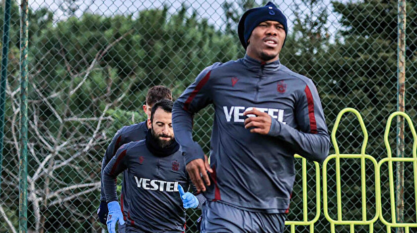 Trabzonsporda derbi öncesi Nwakaeme sevinci