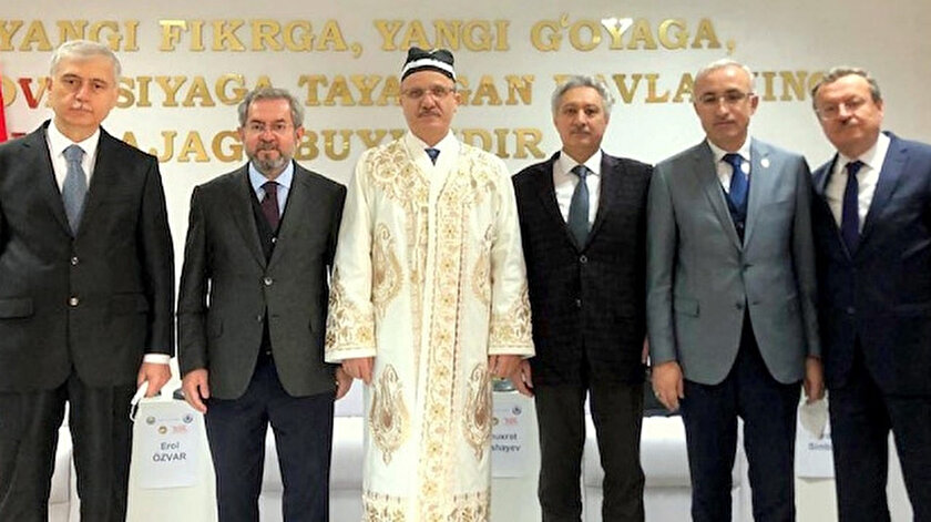 YÖK Başkanı Özvara Özbekistanda fahri profesörlük unvanı verildi