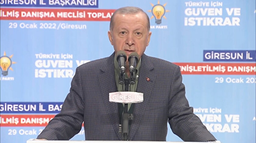 Cumhurbaşkanı Erdoğandan muhalefete oturma düzeni göndermesi: Kirli pazarlıktan başka dertleri yok