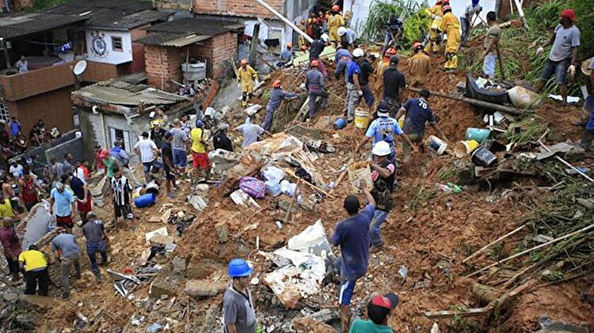 Brezilyada toprak kayması: 19 ölü